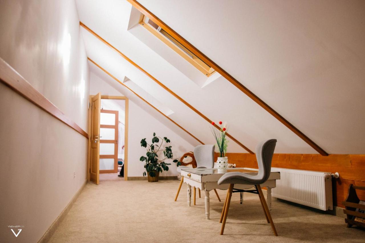 Casa Carmen Hotel Dorna Arini Bagian luar foto