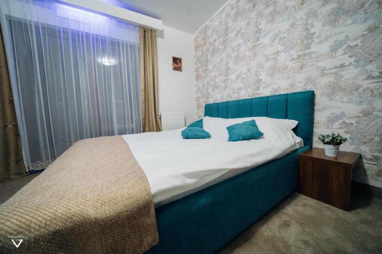 Casa Carmen Hotel Dorna Arini Bagian luar foto